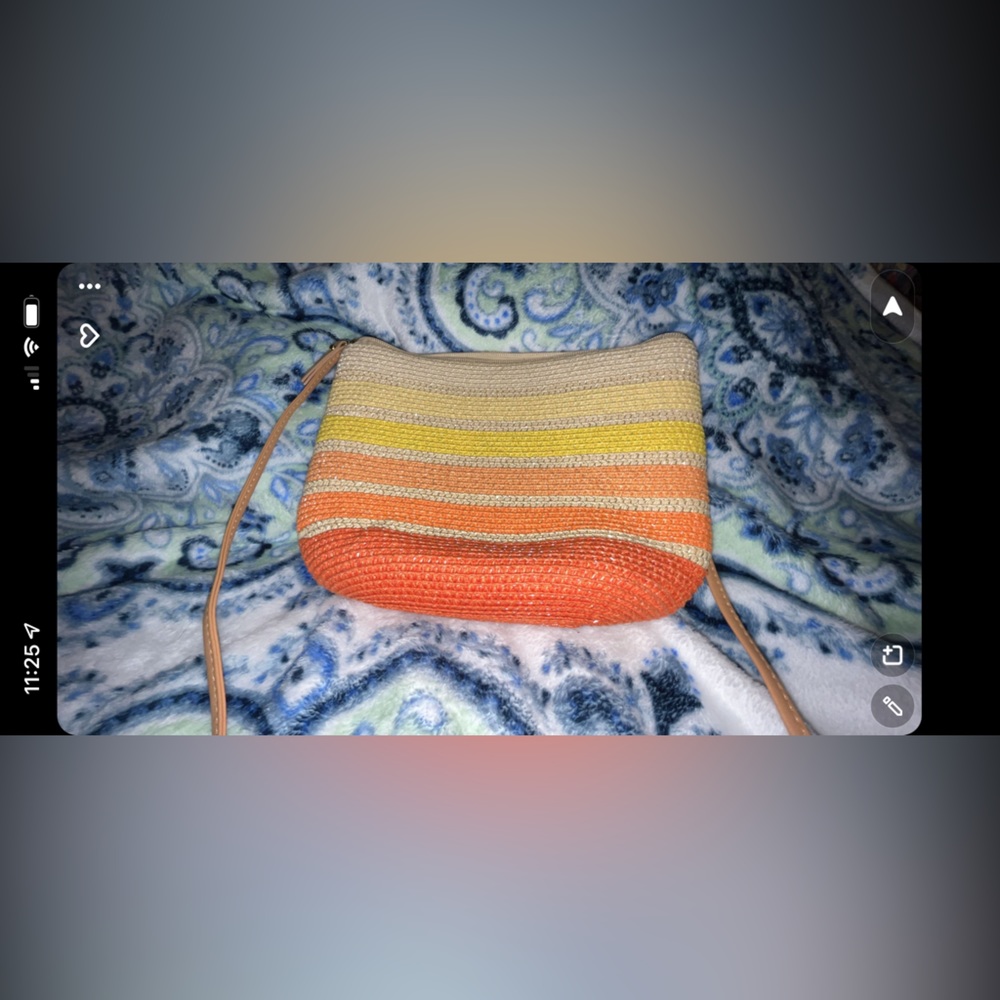 Cross body beachy bag
